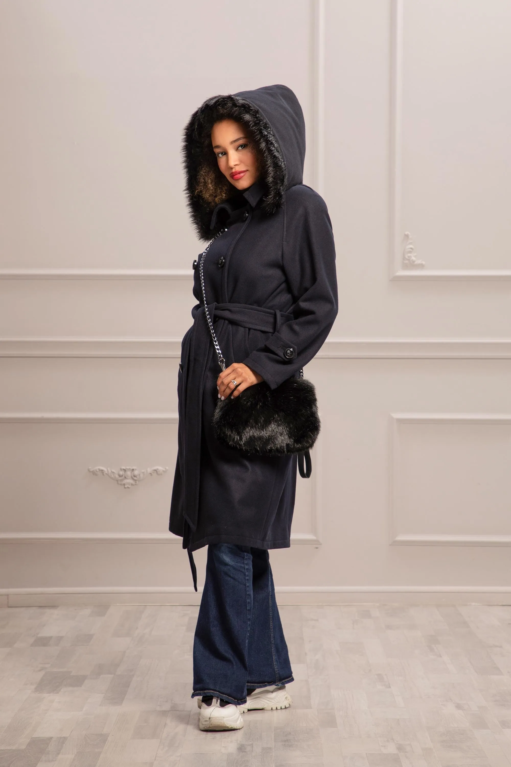 BACK PLEAT OVERCOAT