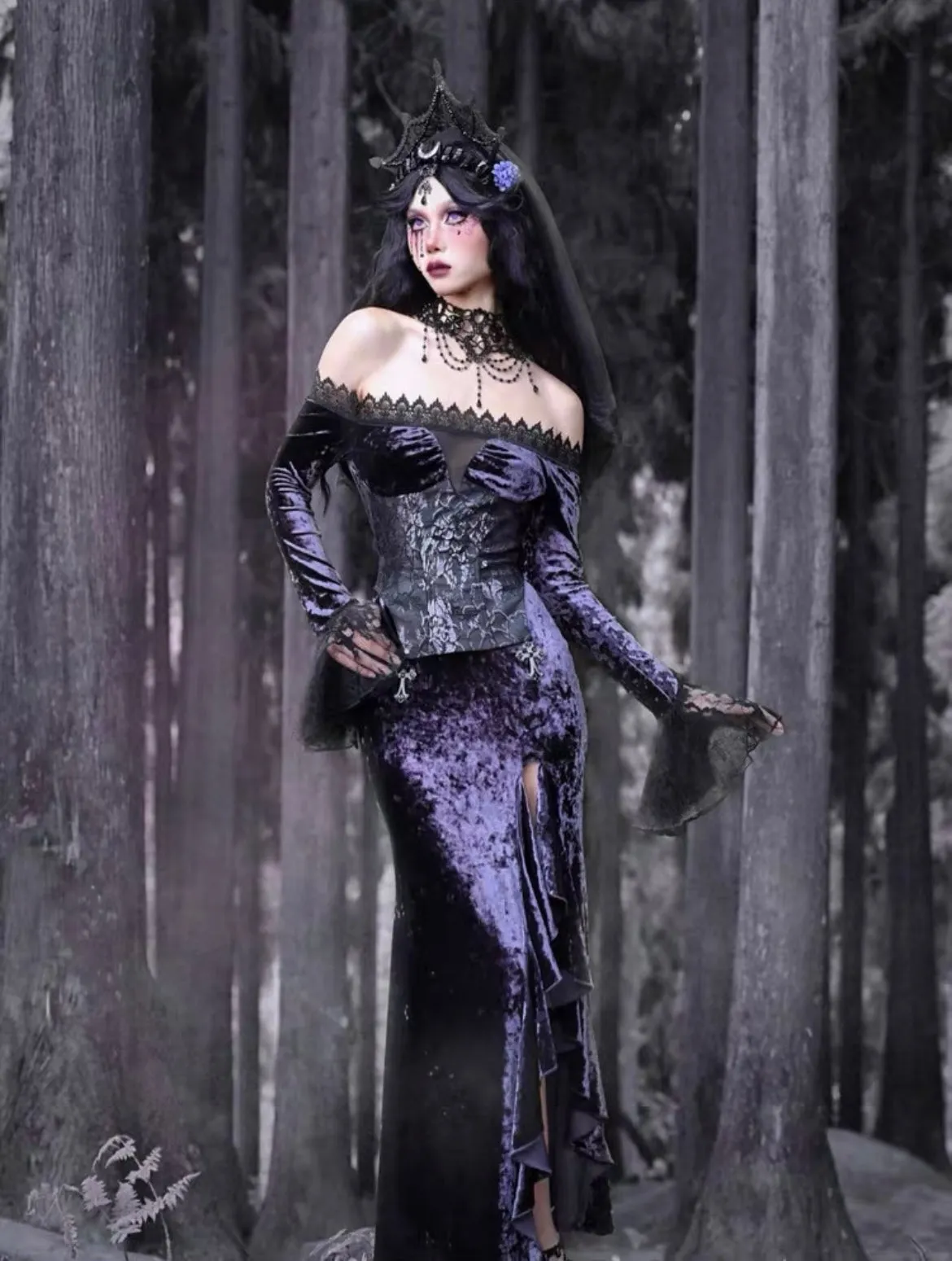 [Blood Supply]Moon Goddess Off-Shoulder Velvet Halloween Long Dress