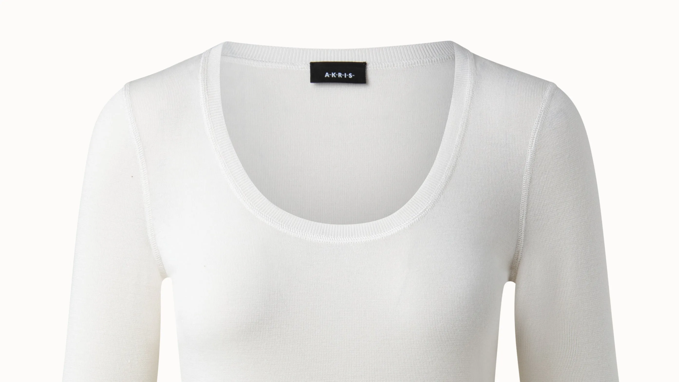 Cashmere Silk Fitted Scoop-Neck Pullover