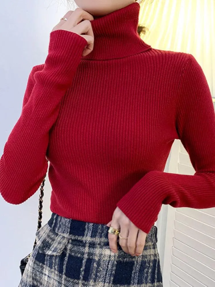 Chic Knitted Turtleneck Sweater: Perfect for Cozy Autumn Days