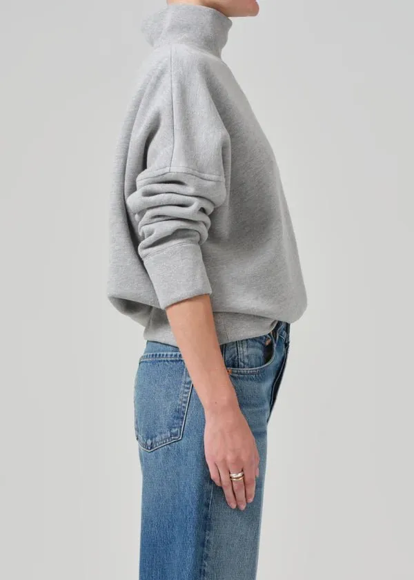 Citizen of Humanity Cara Fleece Turtleneck in Heather Grey