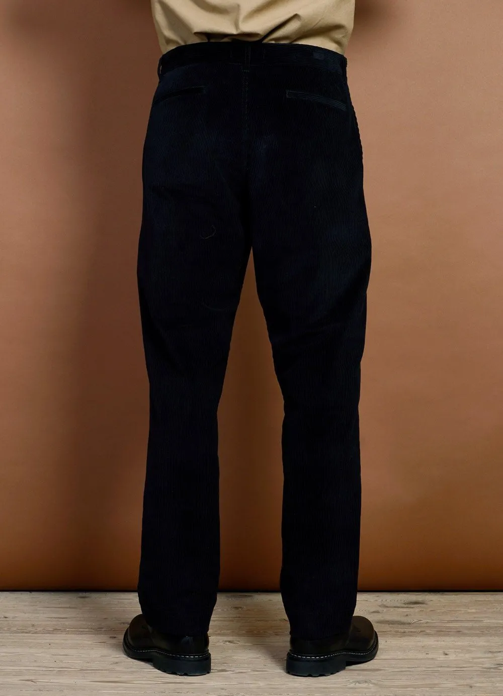 KEN | Wide Cut Trousers | Black