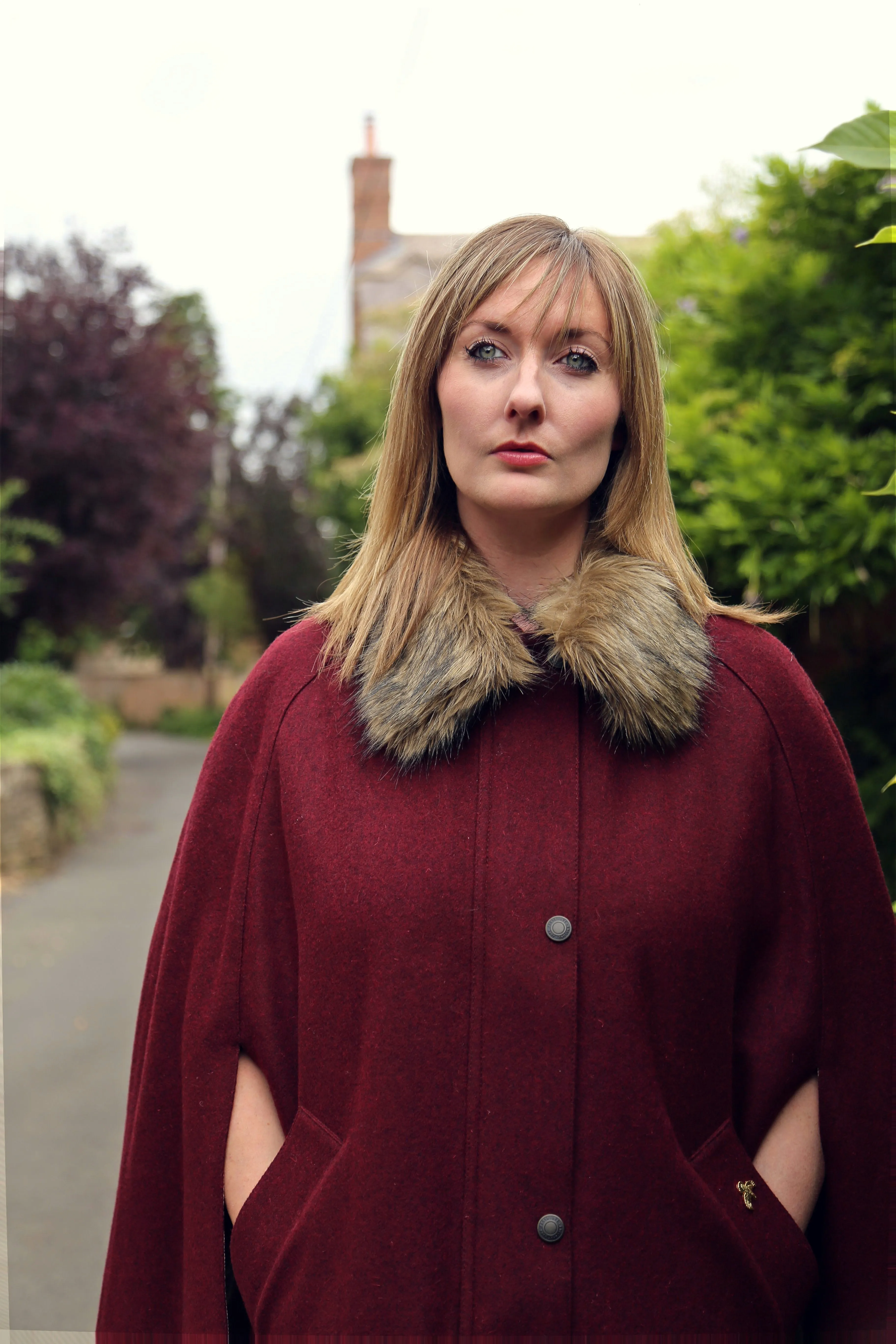 Newbury Tweed Cape with Faux Fur Collar - Berry