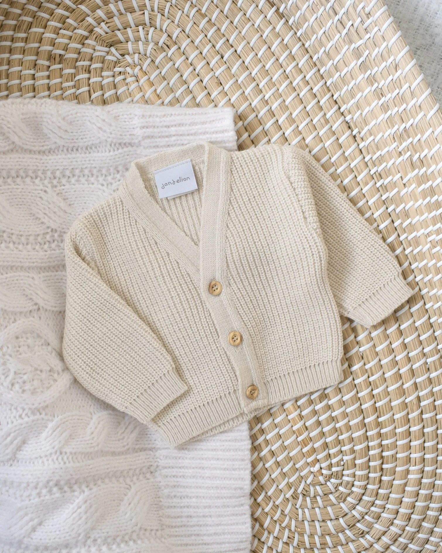 Ribbed knitted cardigan - taupe