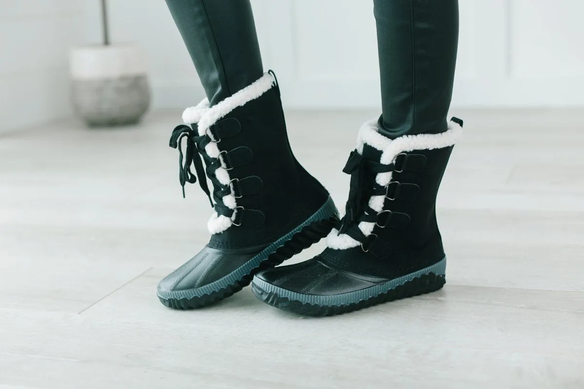 Sherpa Lined Tie Winter Boots