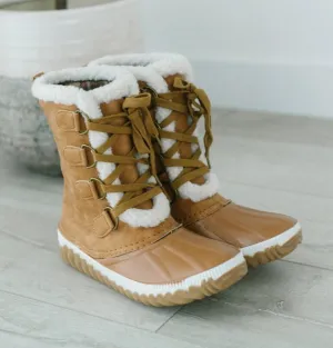 Sherpa Lined Tie Winter Boots