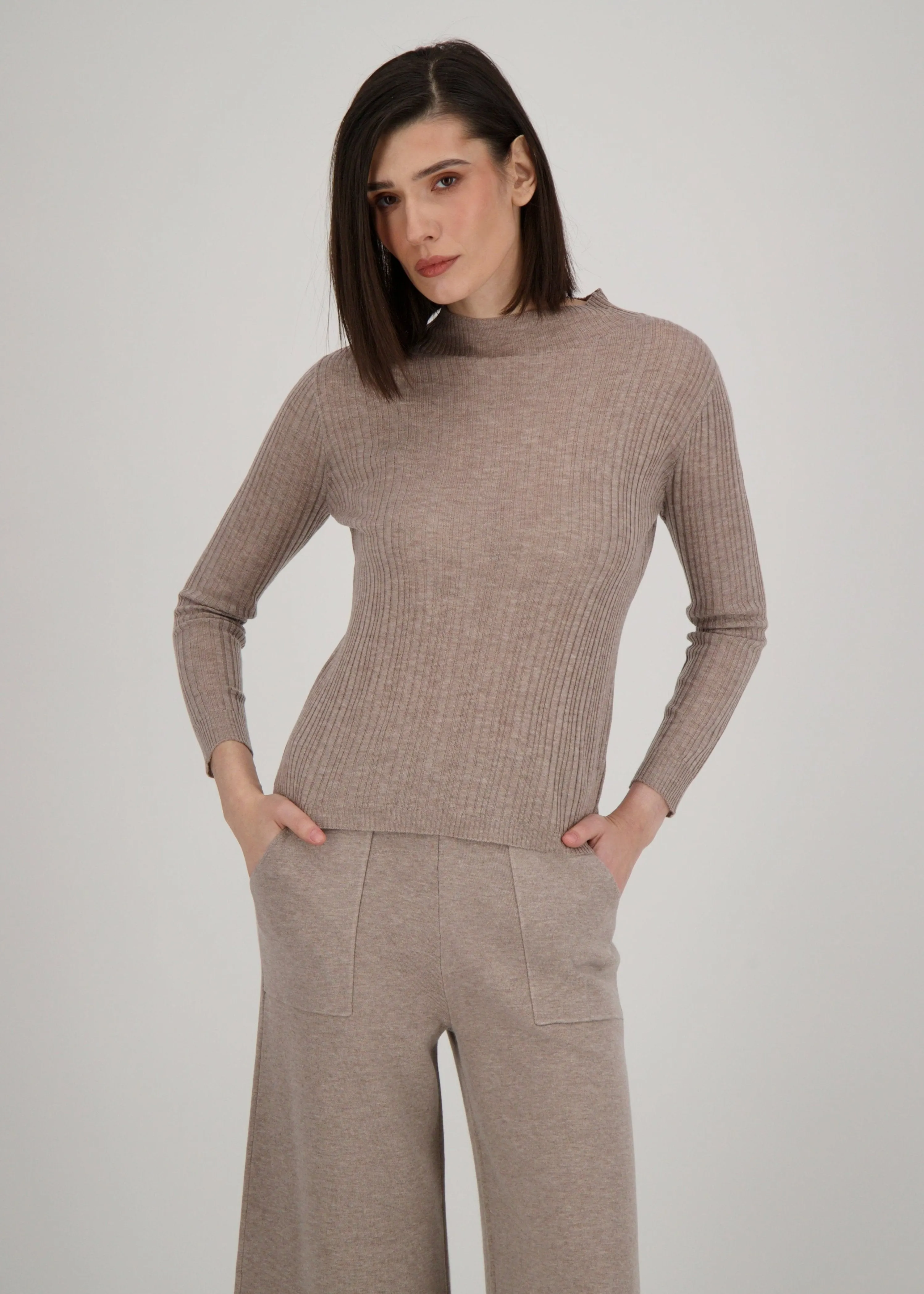 Spanner - Mock Neck Ribbed Sweater -SALE