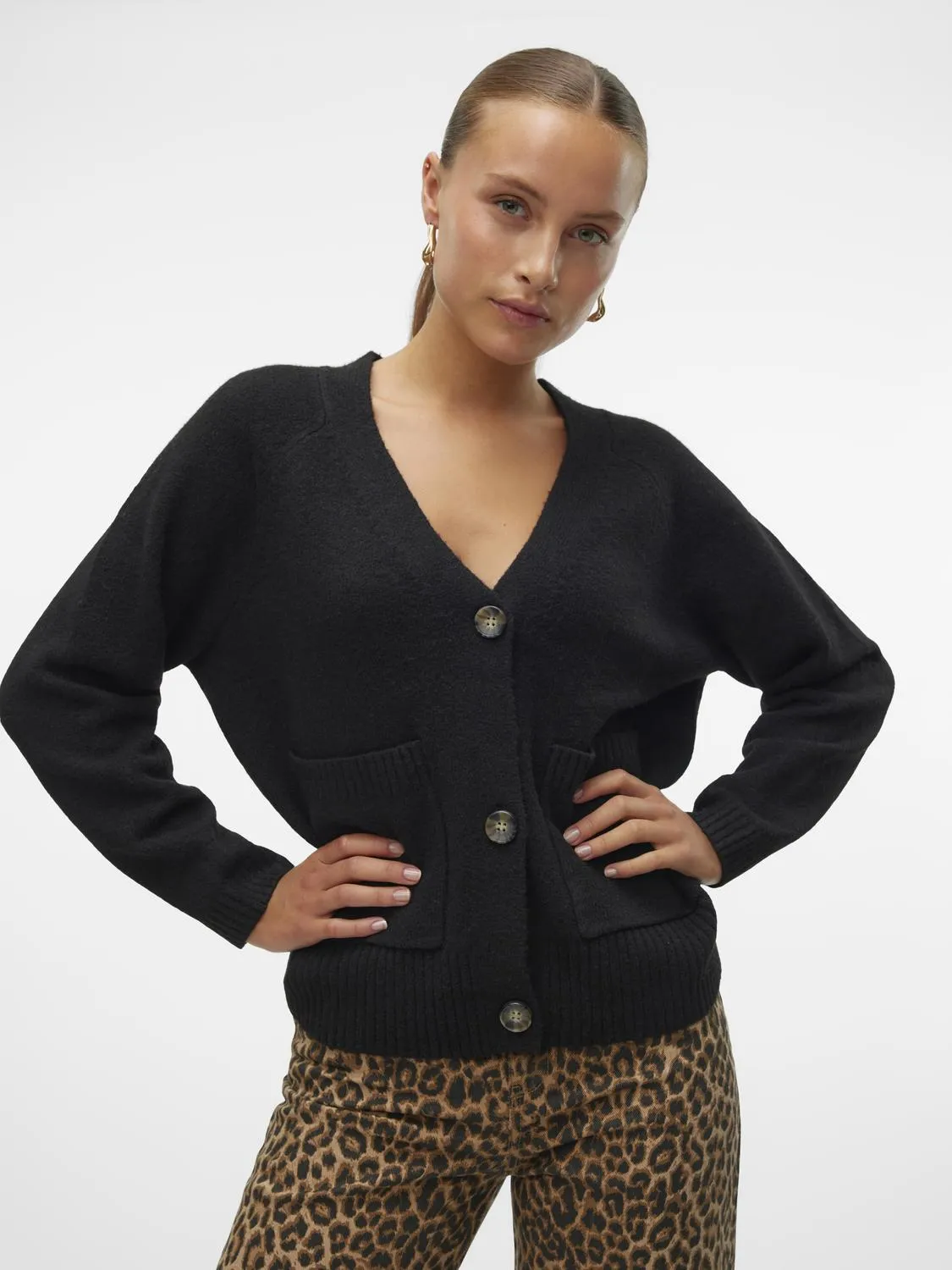 VMBOOM LS V-NECK BUTTON CARDIGAN GA