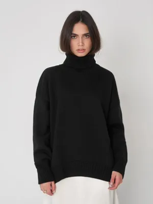 Women's Oversized Knitted Turtleneck Jumper | Ideal for Autumn/Winter