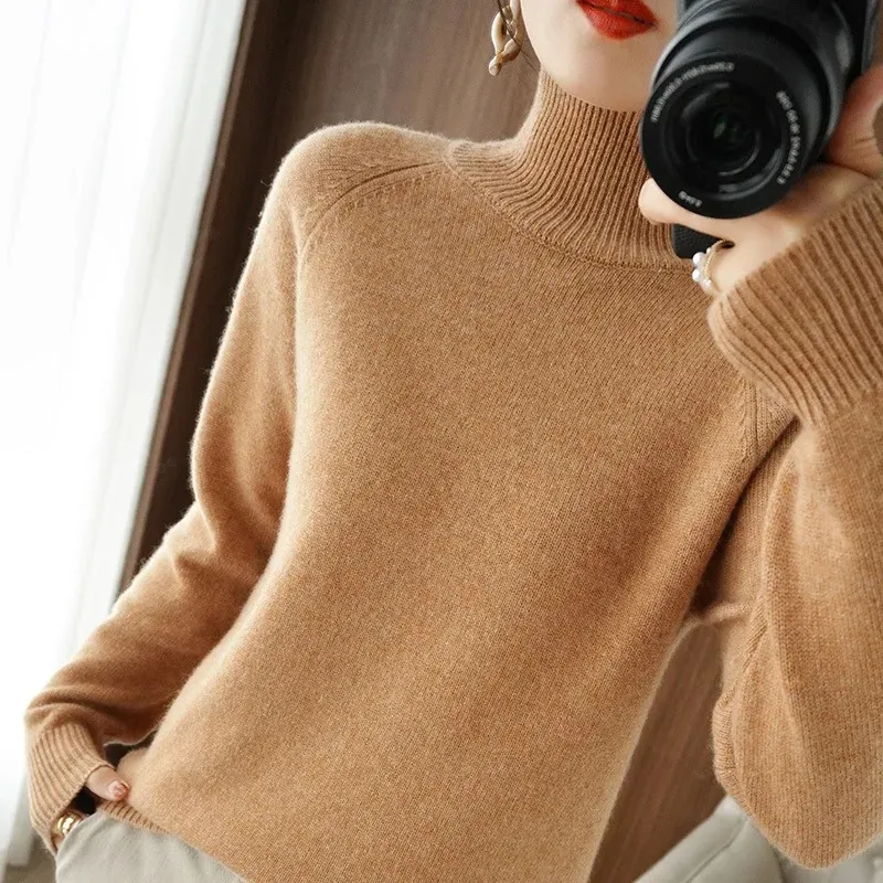 Women's Windproof Knitted Turtleneck Jumper | Ideal for Autumn/Winter