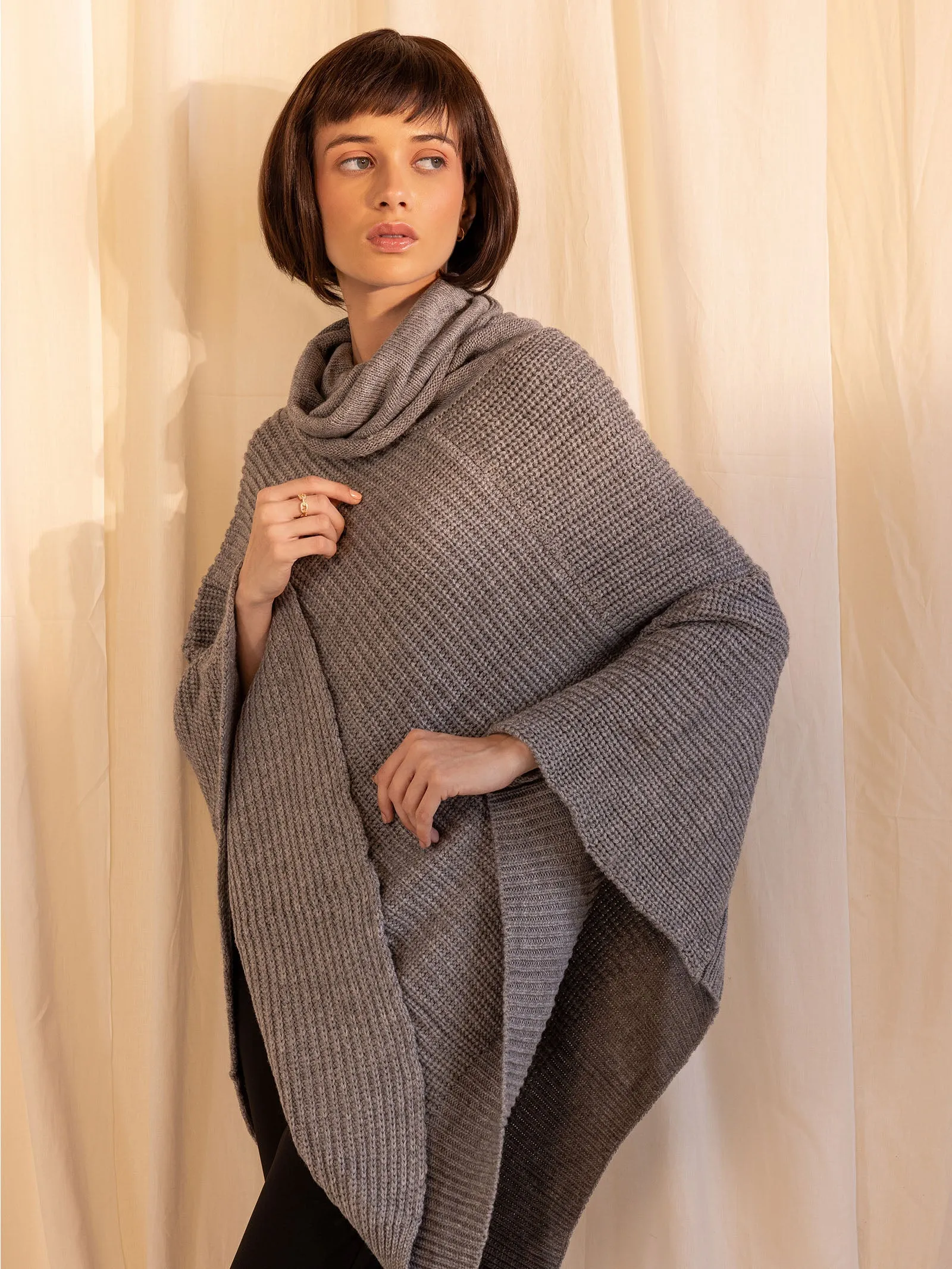 Woolen Safari Poncho - Grey