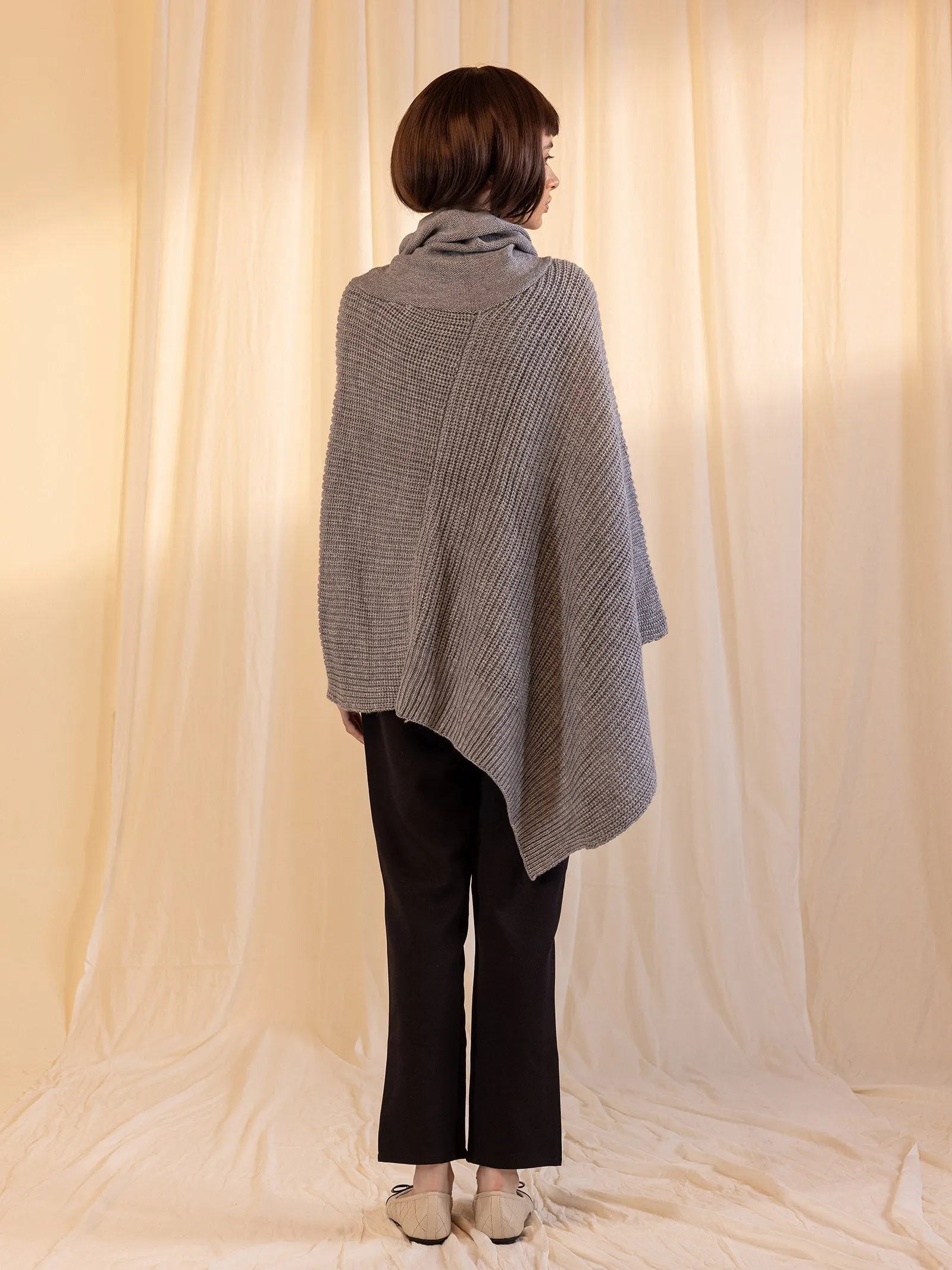 Woolen Safari Poncho - Grey